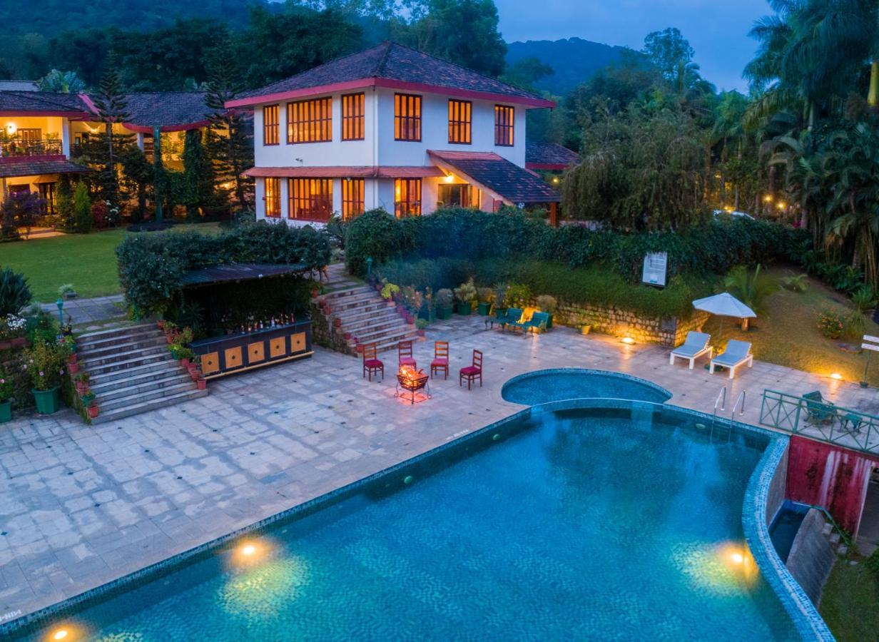 Amritara Ambatty Greens Resort Вираджпет Екстериор снимка