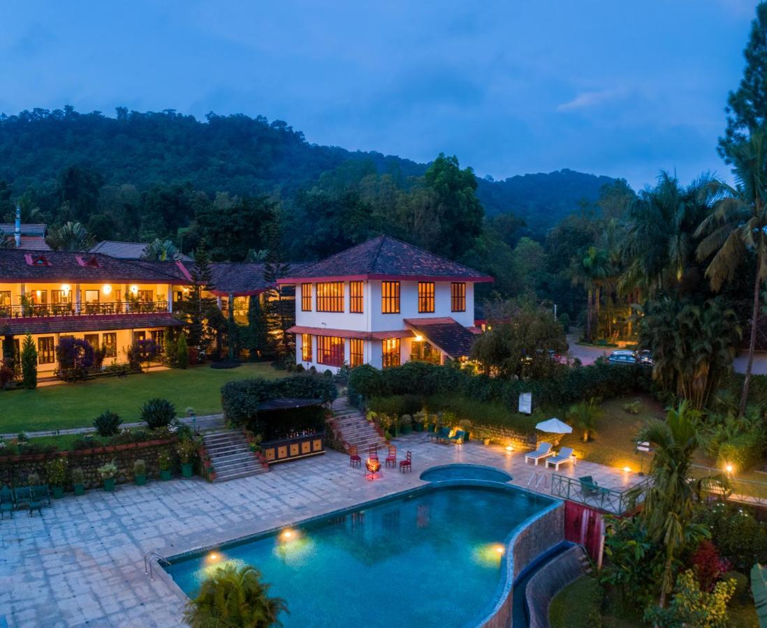Amritara Ambatty Greens Resort Вираджпет Екстериор снимка