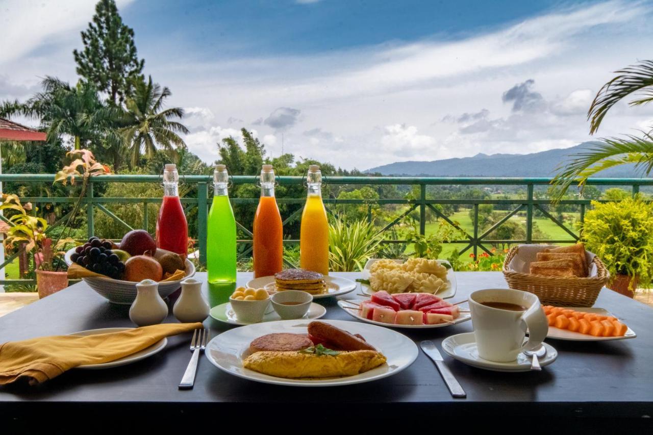 Amritara Ambatty Greens Resort Вираджпет Екстериор снимка