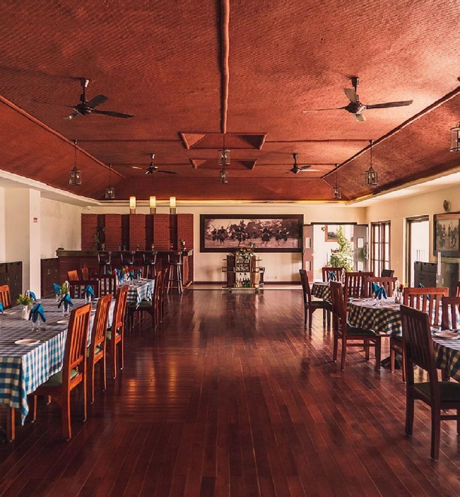 Amritara Ambatty Greens Resort Вираджпет Екстериор снимка