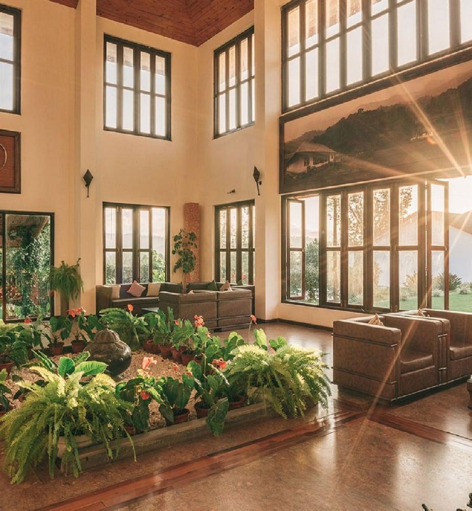 Amritara Ambatty Greens Resort Вираджпет Екстериор снимка