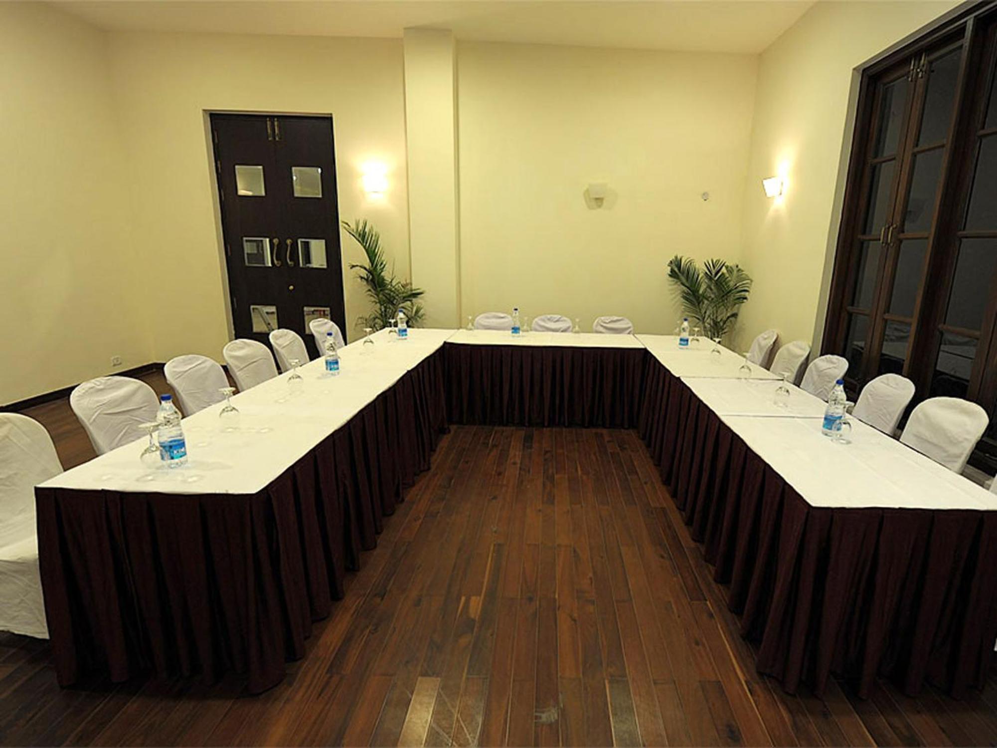 Amritara Ambatty Greens Resort Вираджпет Екстериор снимка